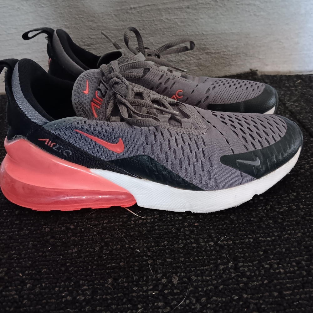 Nike Air Max 270 GS Shoes Gunsmoke/Hot Punch CT6018-001 Size 5Y